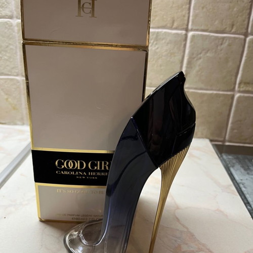 Good Girl Carolina Herrera empty packaging used