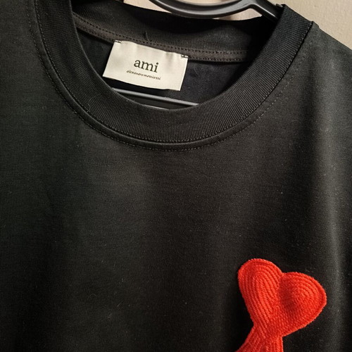 Ami T-shirt like new, black, size L