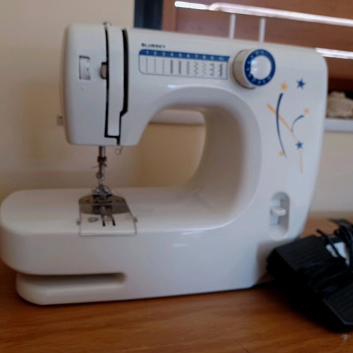 Bluesky sewing machine new in box, easy to use
