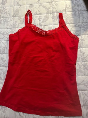 Mango red lace camisole new, size S