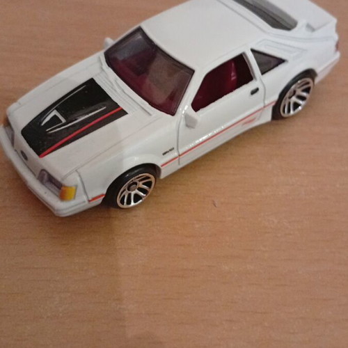 Hot Wheels Ford Mustang SVO 1984 like new