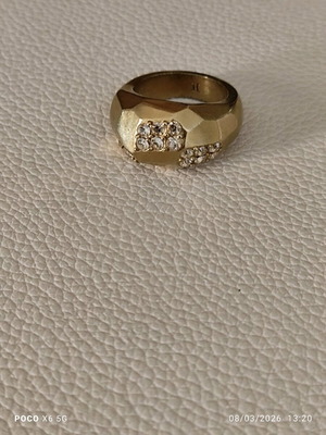 Dyrberg Kern ring in gold with crystals like new