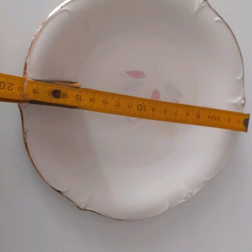 Porcelain plates Schumann Bavaria Germany set of 8 like new