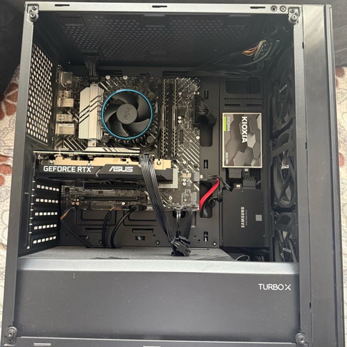Gaming PC RTX 3050 8Gb I5 12400 32Gb RAM like new