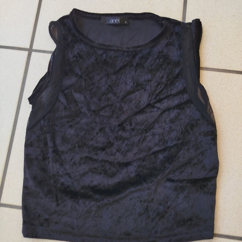 Velvet sleeveless crop top Anel like new, black