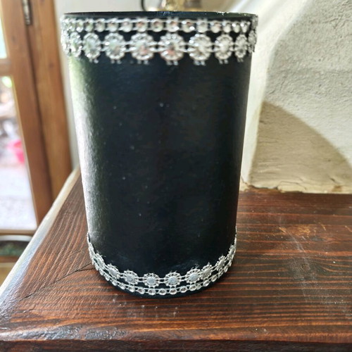 DIY pencil holder-jar with roses on black background like new
