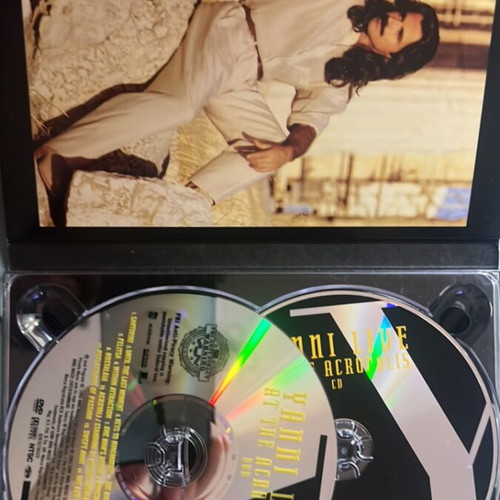 Yanni Live at the Acropolis DVD+CD like new