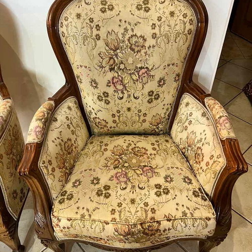 Set of 2 armchairs used with carved wooden details 97x70x54