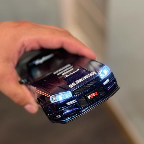 Nissan Skyline R34 Midnight Purple 1:24 scale model
