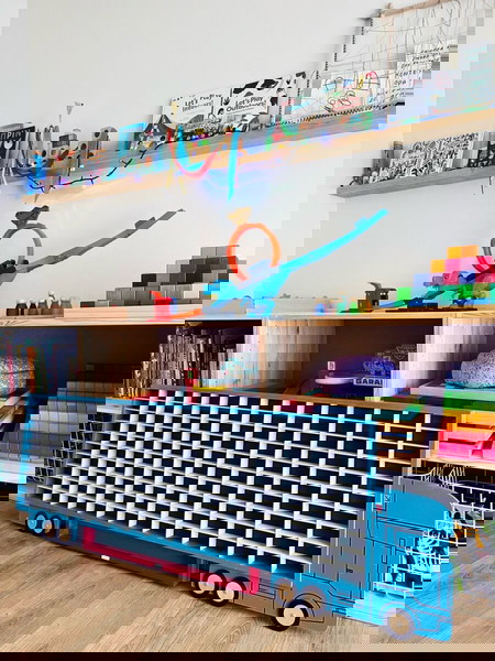 χειροποίητη κατασκευή για αποθήκευση hot wheels !