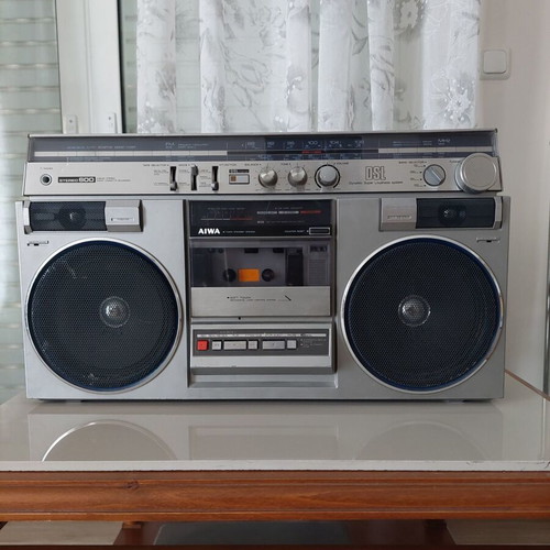 Aiwa Stereo 600 cassette player used, functional radio and recorder