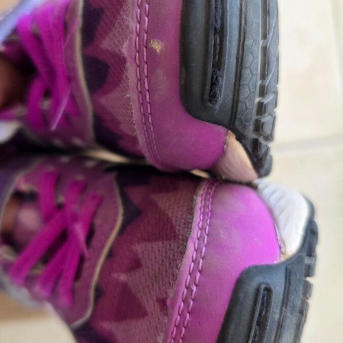 Asics athletic shoes for girl used, size 28.5, purple