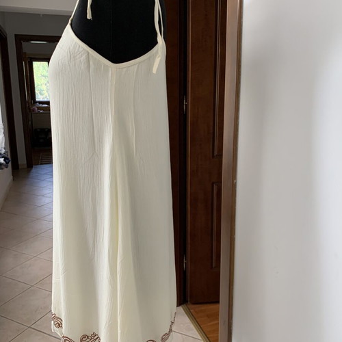 Dress with embroidery new, viscose, ivory color, size M