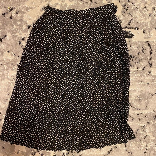 Skirt like new, black and white, size XXL
