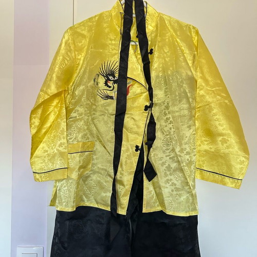 Silk pajama with dragon and belt used, yellow