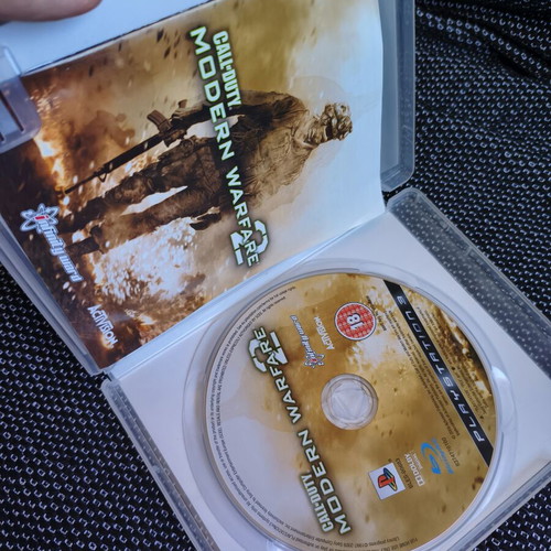 Call of Duty Modern Warfare 2 PS3 game used