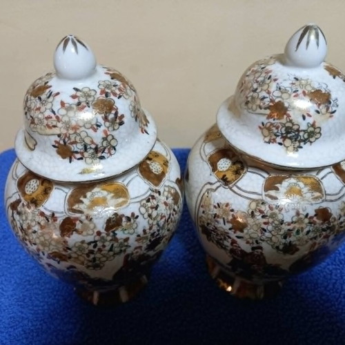 Set of 2 Japanese ceramic art vases used