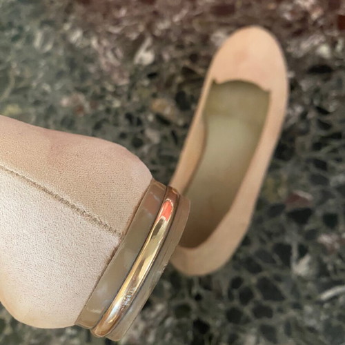Beige ballerinas used, in excellent condition, size 38