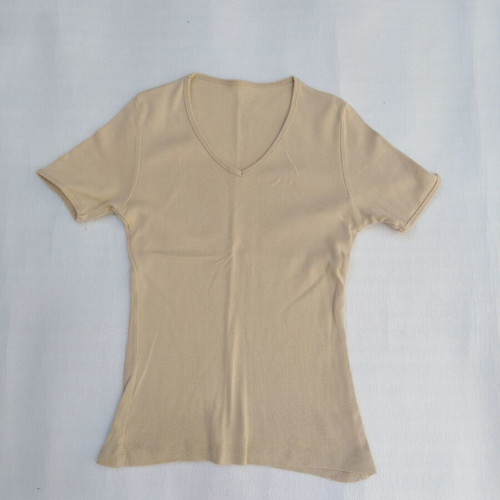 Beige T-shirt with Sleeve like new, size M