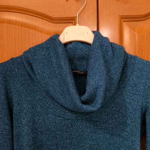 Lurex turtleneck dress blue like new Caramella midi