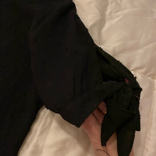 Women's blouse new with back buttons XL black