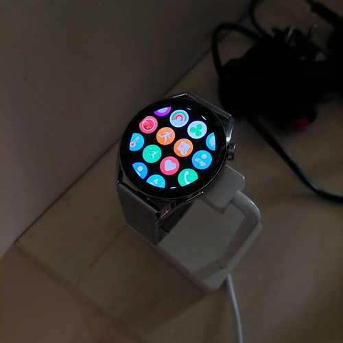 Huawei Watch GT 3 like new with bracelet, stand, charger, and box