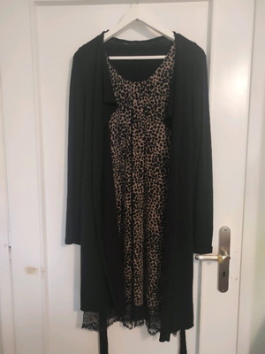 Set sleeveless long dress with coat like new, black and beige