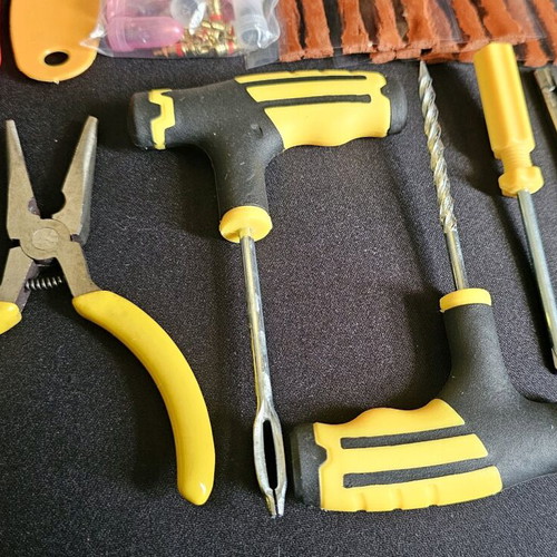 Complete vehicle tire repair kit new