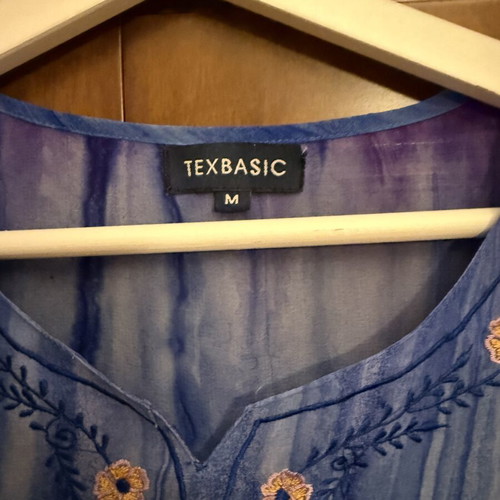 Texbasic airy tunic blue-purple with embroidery size M, new