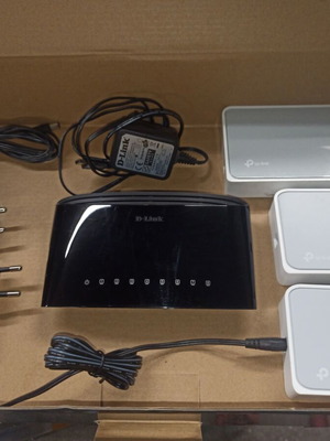 Ethernet Switches TP-Link and D-Link used, pack of 4, 10/100 Mbps, 5/8 ports