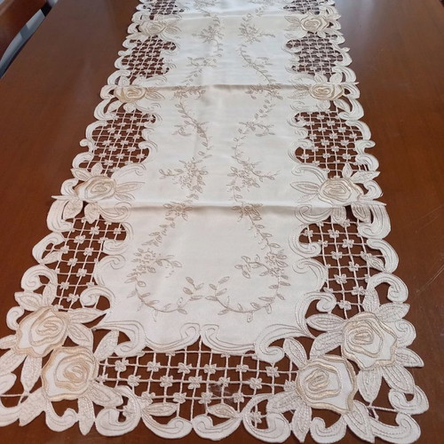 Satin tablecloth set large new, 5 pieces