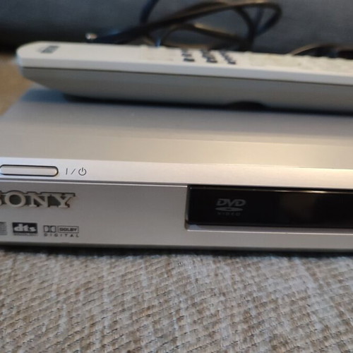 Sony DVP-NS30 DVD player, non-working for parts or repair