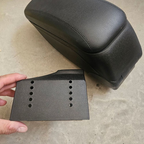 Car armrest used, very good condition