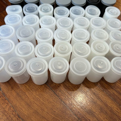 Vintage film canisters like new, pack of 49
