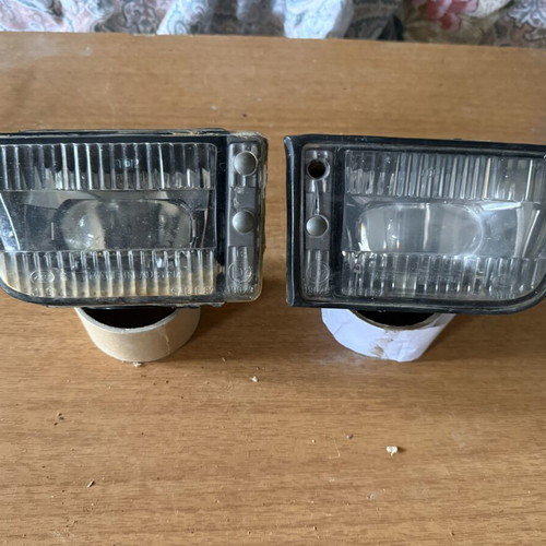 Bmw E30 foglights used with mounts