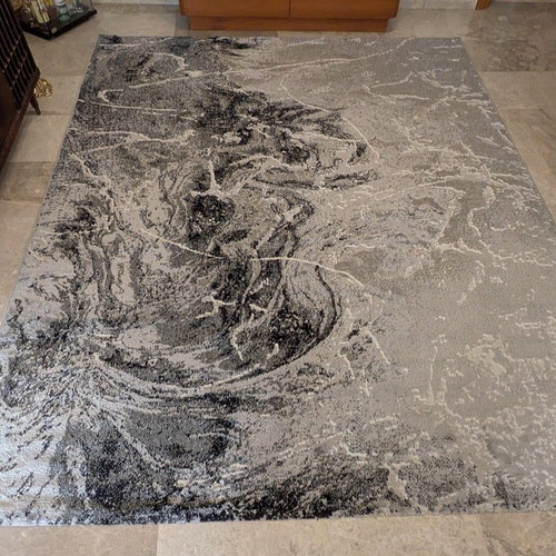 Set of 3 rugs like new