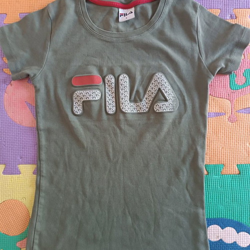 Fila t-shirt khaki small like new