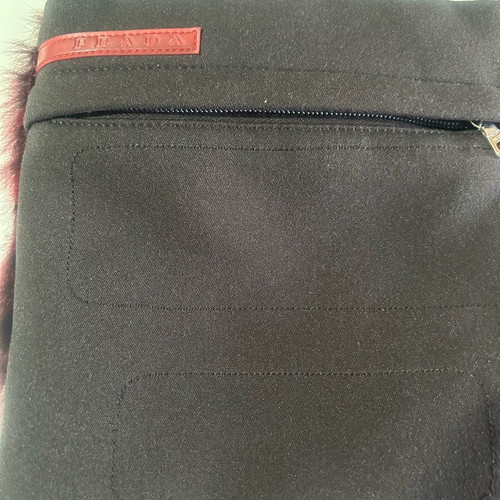 Prada crossbody bag like new, red fur quality