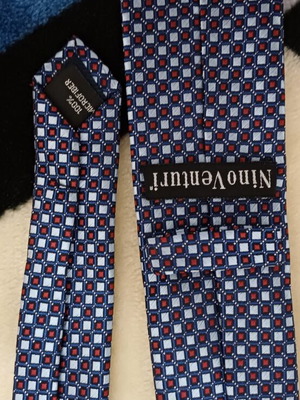 Ties like new