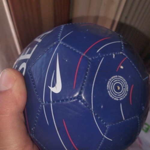 Mini Chelsea FC ball used, excellent condition