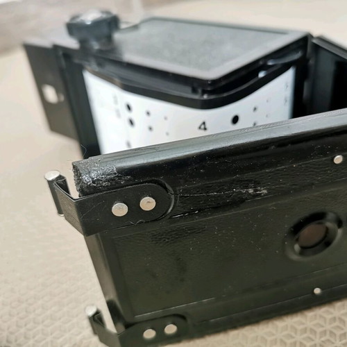 Lubitel 2 camera used with damages and broken base
