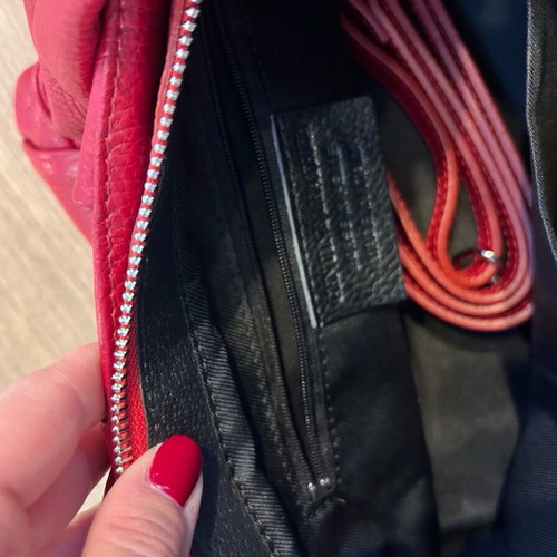 Leather shoulder bag like new, deep red, 100% leather