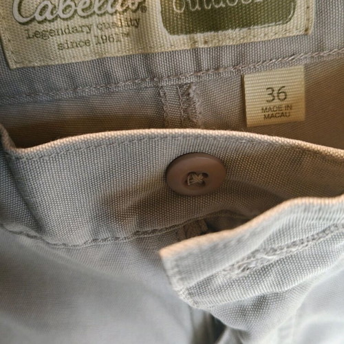 Men's fabric bermuda shorts new with cargo pockets, gray and beige