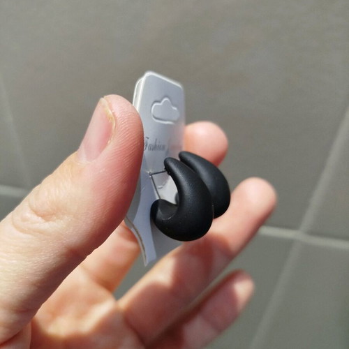 Earrings new black matte drops