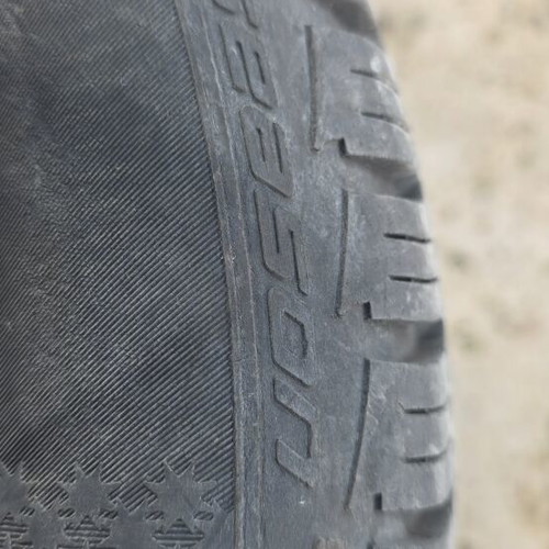 Apollo Alnac 4G 175 65 R15 all season tires like new