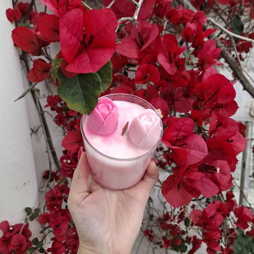Soy Candle Handmade with Tulips 250g New