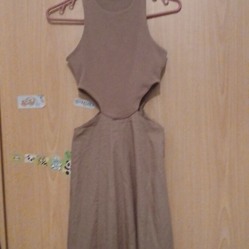 Φόρεμα Zara μάξι καλοκαιρινό αμάνικο σαν καινούργιο, μπεζ και ανοιχτό καφέ