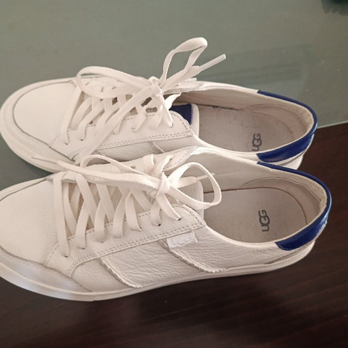 Ugg women's sneakers like new, size 41, white