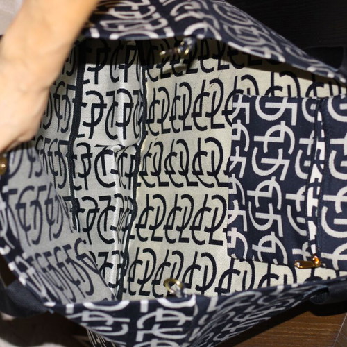 Handmade shoulder shopping bags new, in black and beige