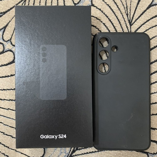 Samsung S24 new with case, screen protector, and box